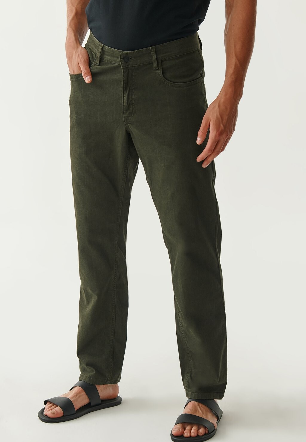 

Джинсы Slim fit TATUUM