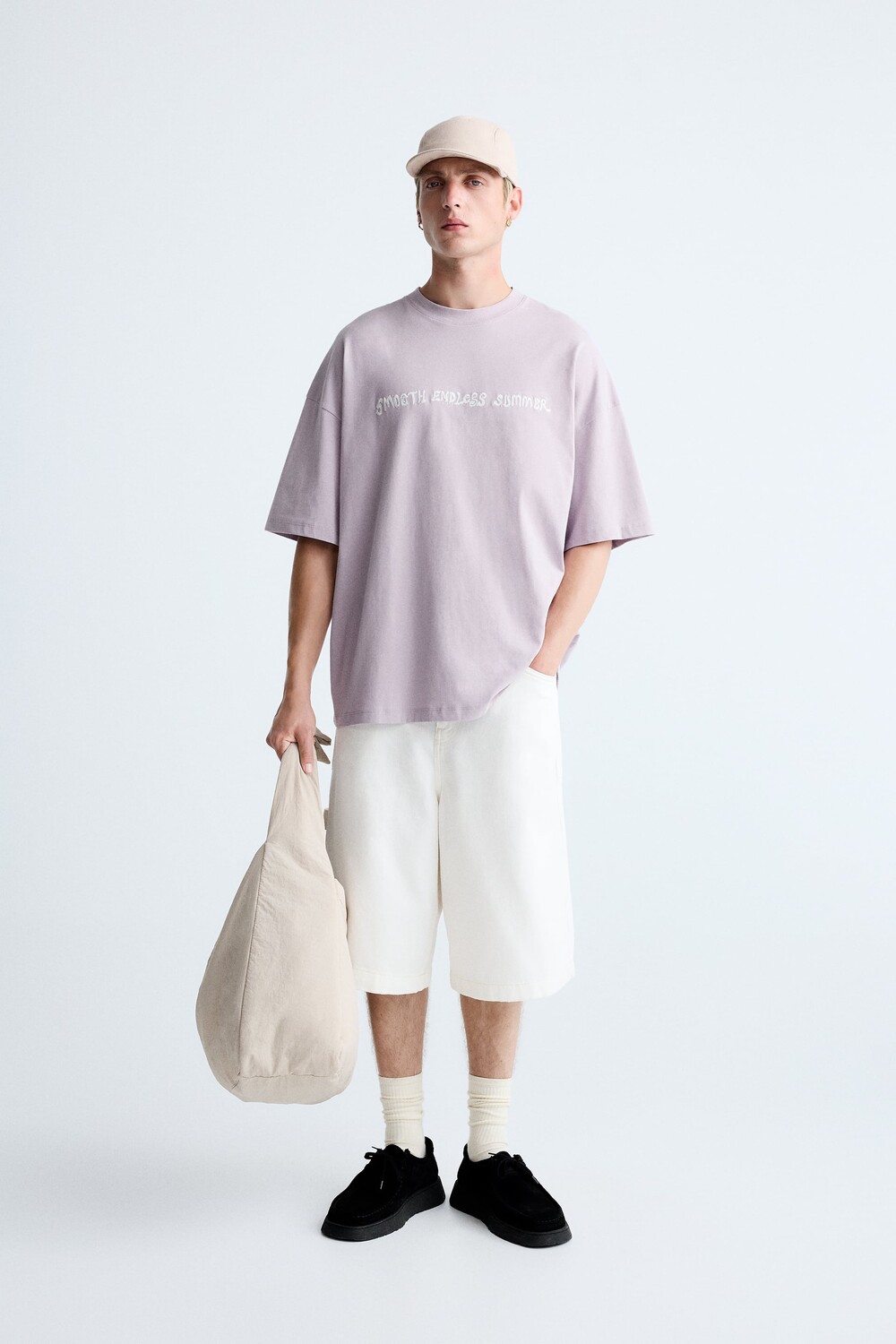 

Футболка с текстом Zara, сирень, Серый