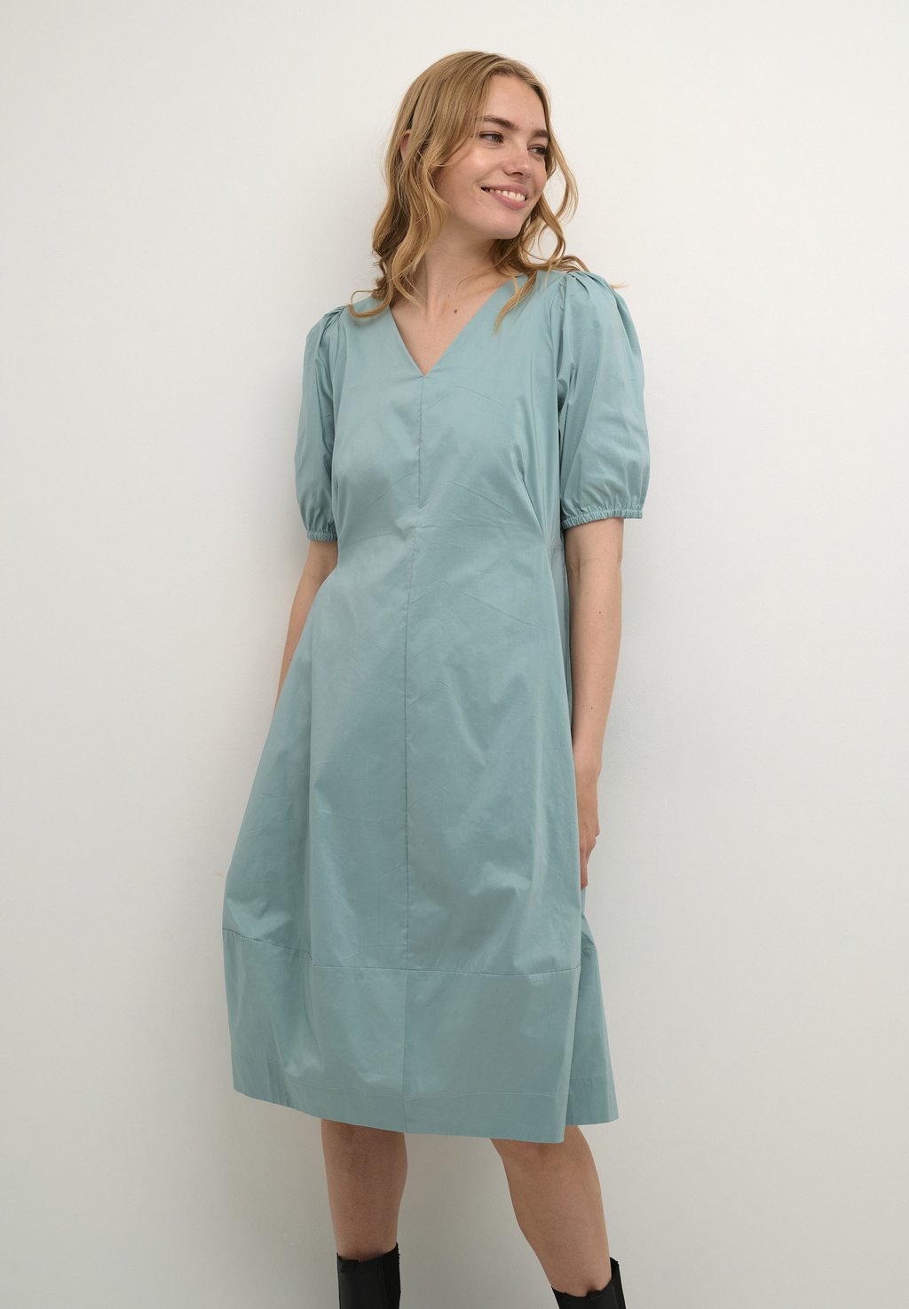 цена Повседневное платье ANTOINETT Culture, цвет green milieu