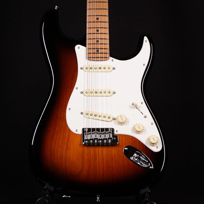 

Электрогитара Fender Limited Edition American Professional II Stratocaster Ash Roasted Maple Custom Shop Pickups 2023