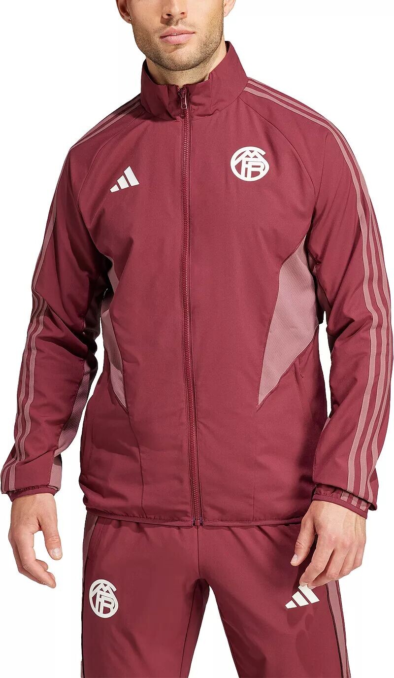 

Красная куртка Adidas Bayern Мюнхен 2023 Anthem