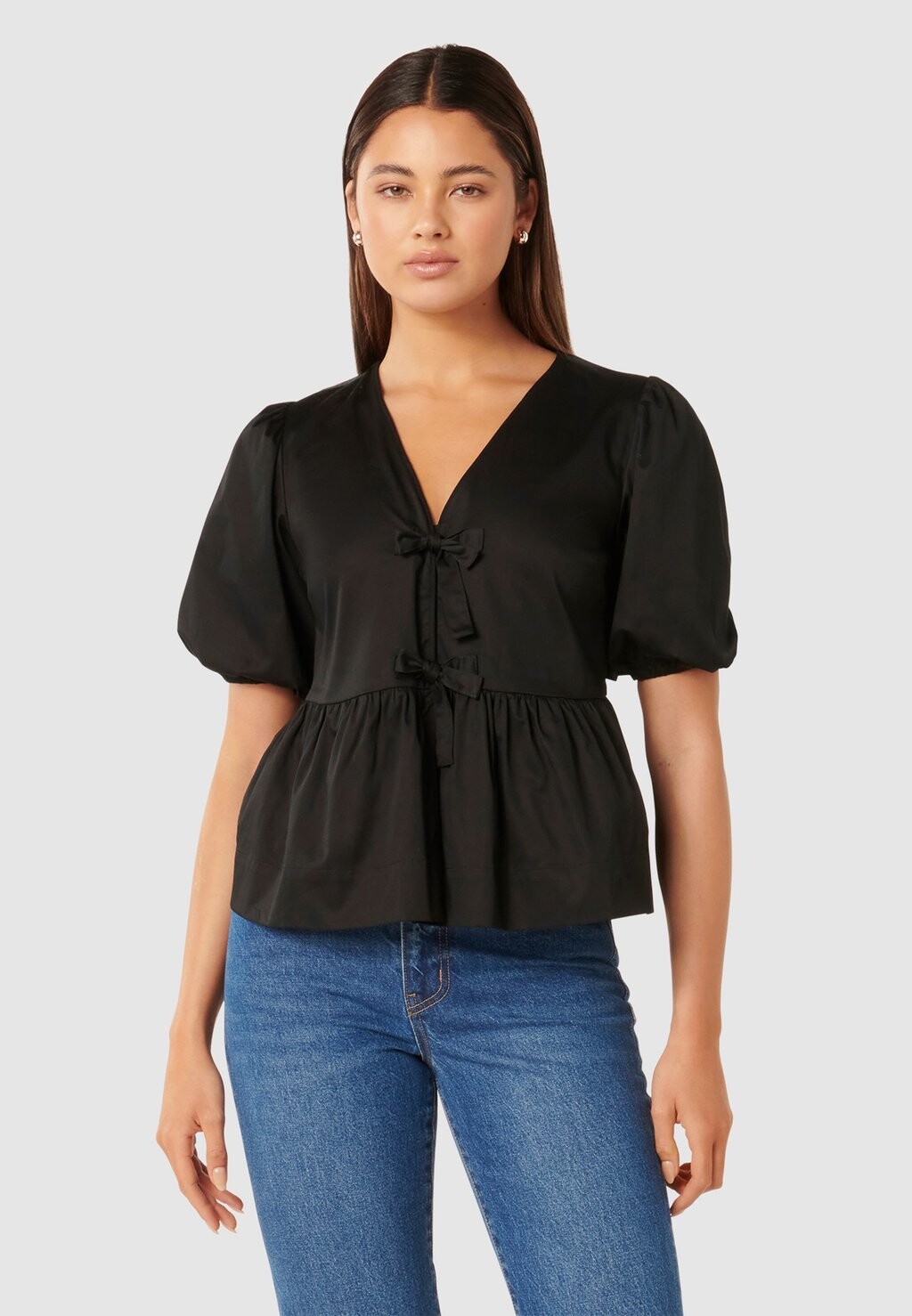 

Блузка ARABELLE TIE FRONT Forever New, цвет black