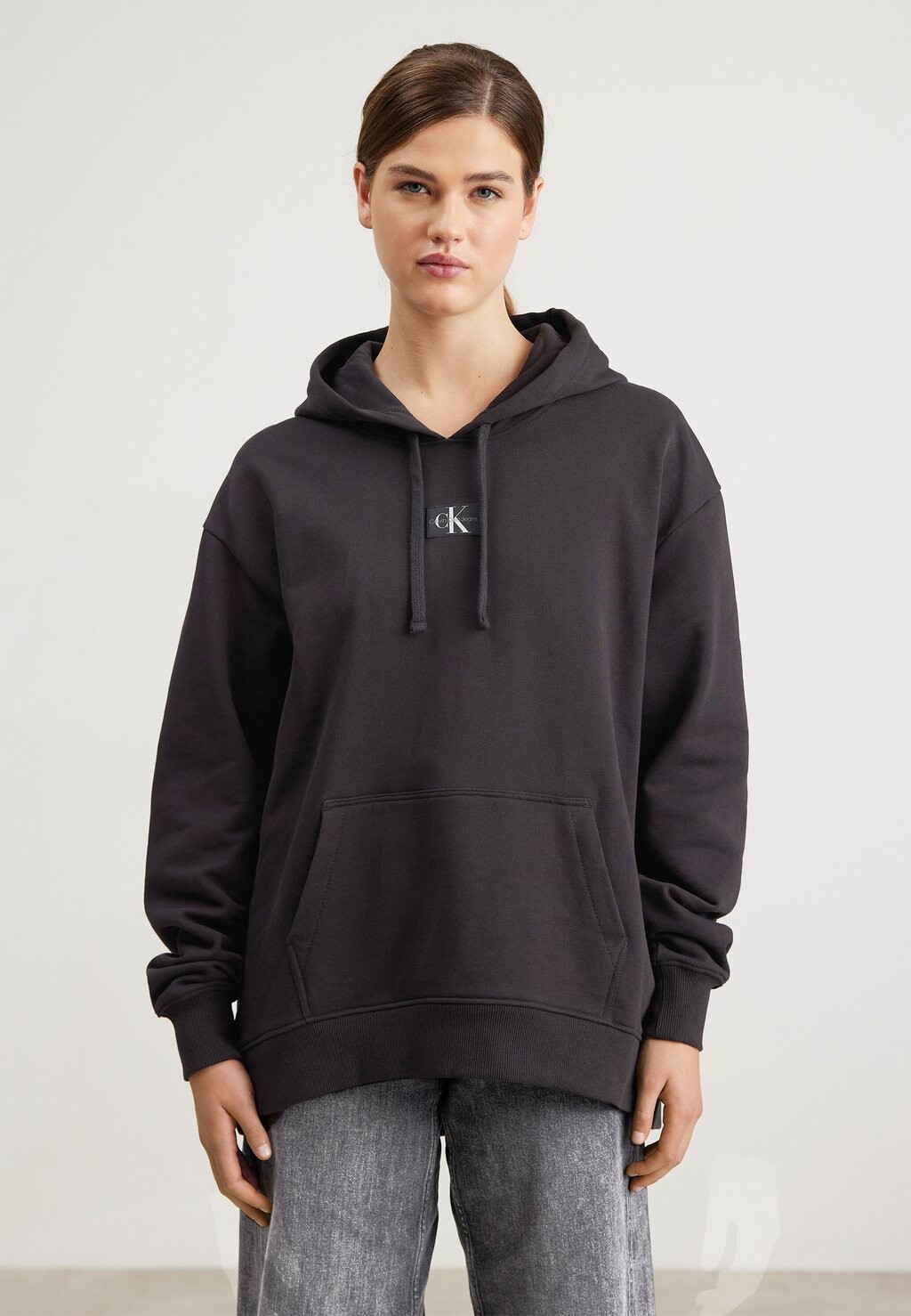 

Толстовка Calvin Klein Jeans ХУДИ LABEL OVERSIZED, черный