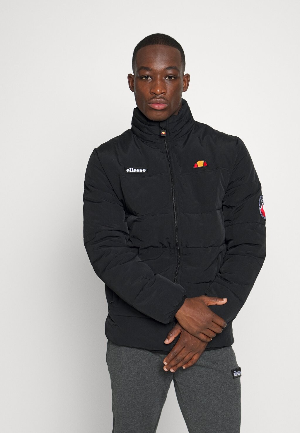 

Зимняя куртка Ellesse
