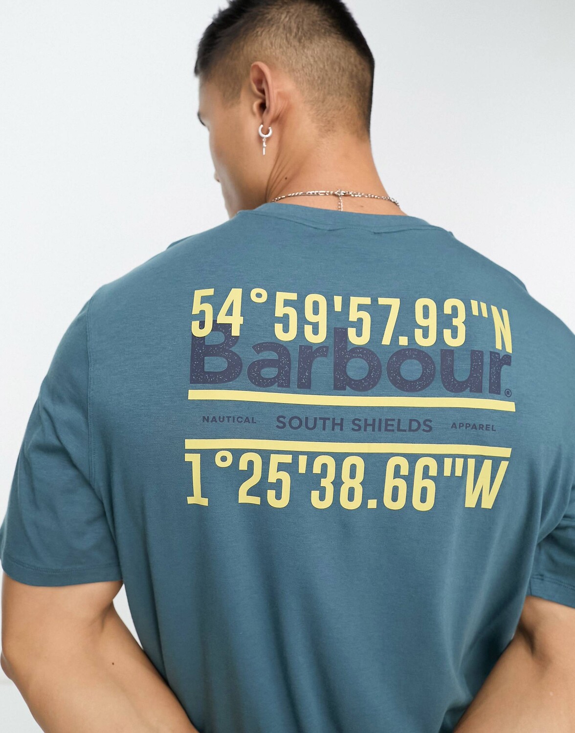 

Синяя футболка с принтом на спине Barbour Coordinates, Синий