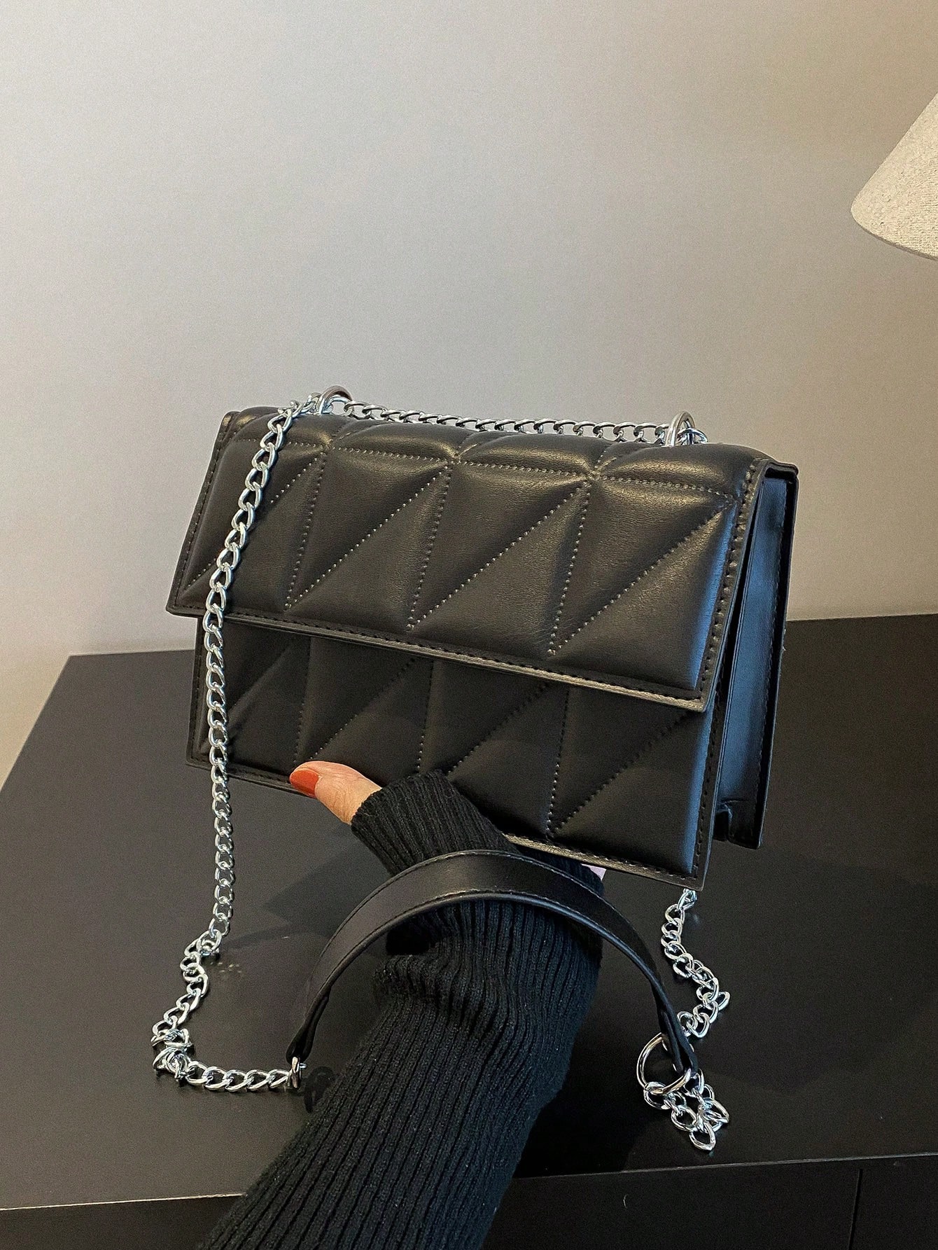 Маленькая квадратная сумка с клапаном и стеганым узором на цепочке, черный la festin 2022 новые женские сумки модная сумка через плечо женская сумка через плечо сумка с цепочкой