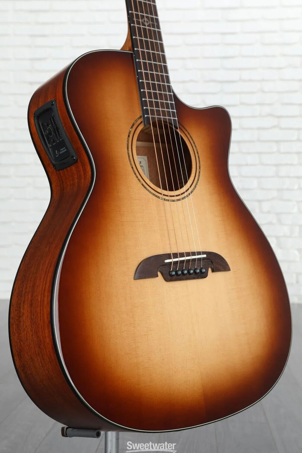 

Alvarez AG60CESHB Artist 60 Grand Auditorium Акусто-электрический - Shadowburst