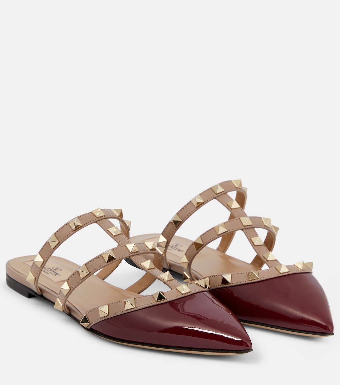 

Балетки Rockstud из лакированной кожи Valentino Garavani, бежевый