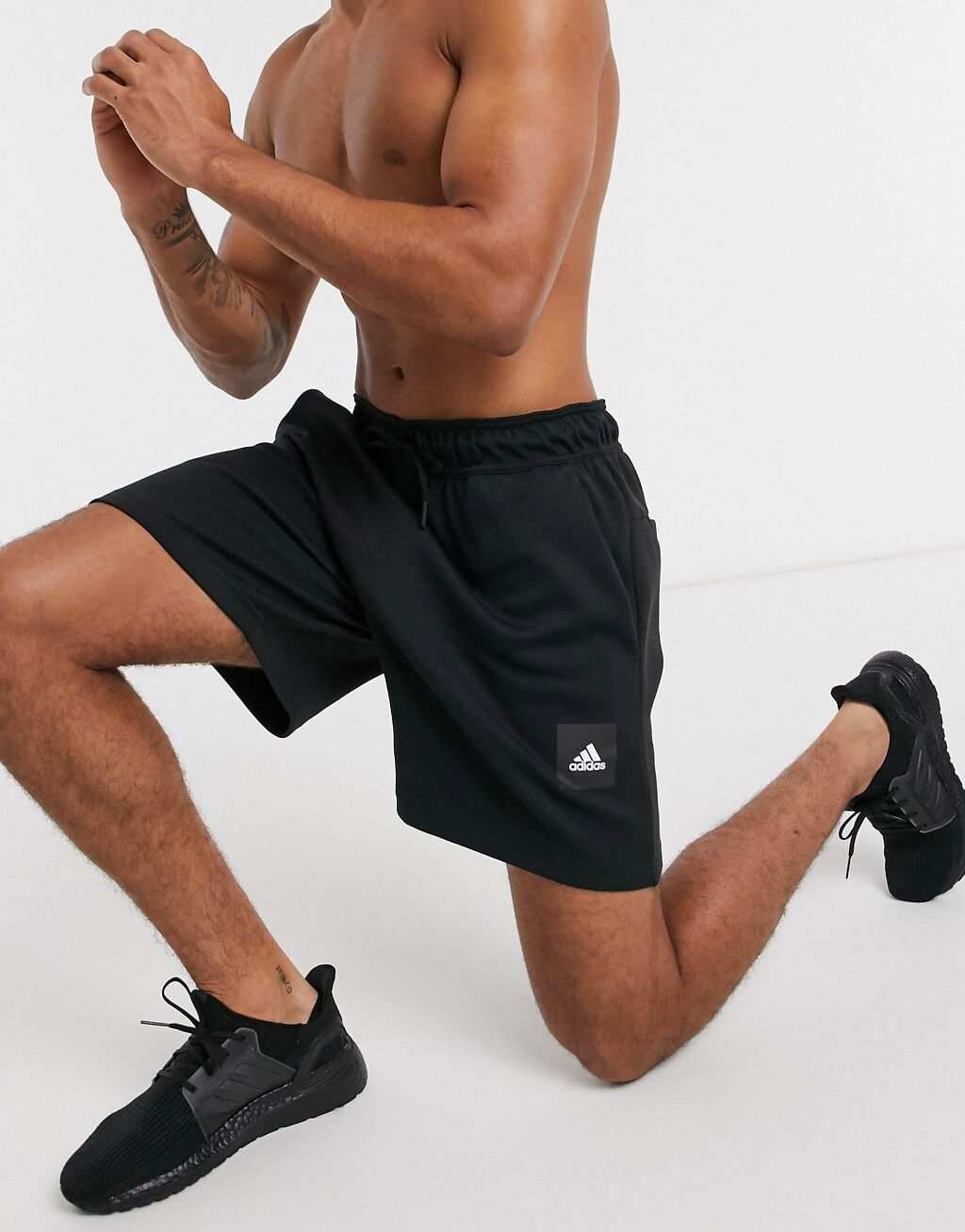 

Черные шорты с логотипом adidas Training BOS