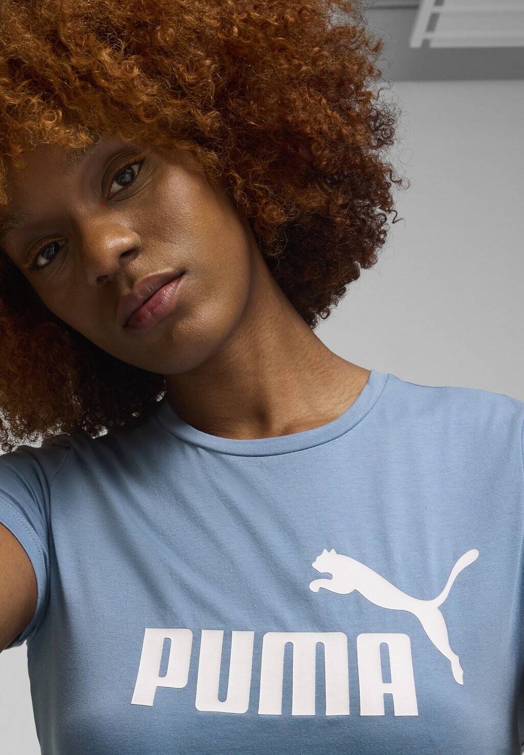 

Футболка с принтом Essentials Logo Tee Rundhals Kurzarm Uni Puma, дзен синий