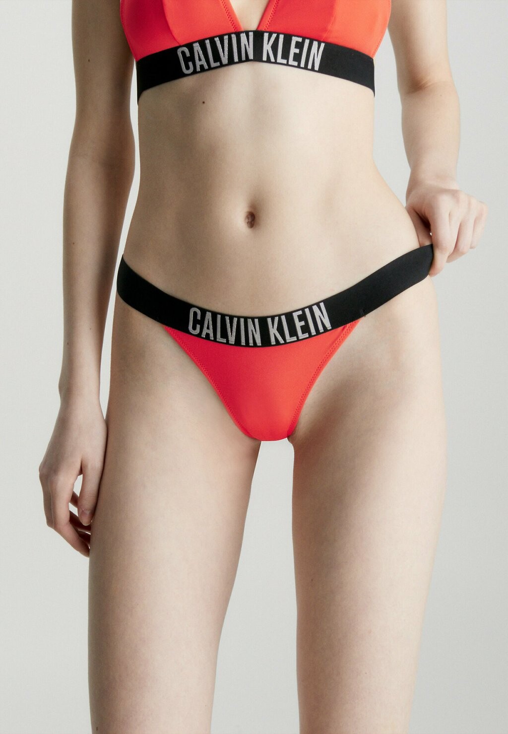 

Низ бикини Calvin Klein, красный