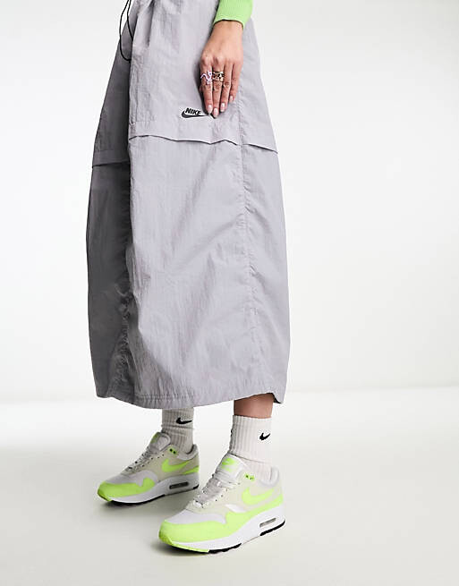 

Зеленые кроссовки Nike Air Max 1, Зеленый