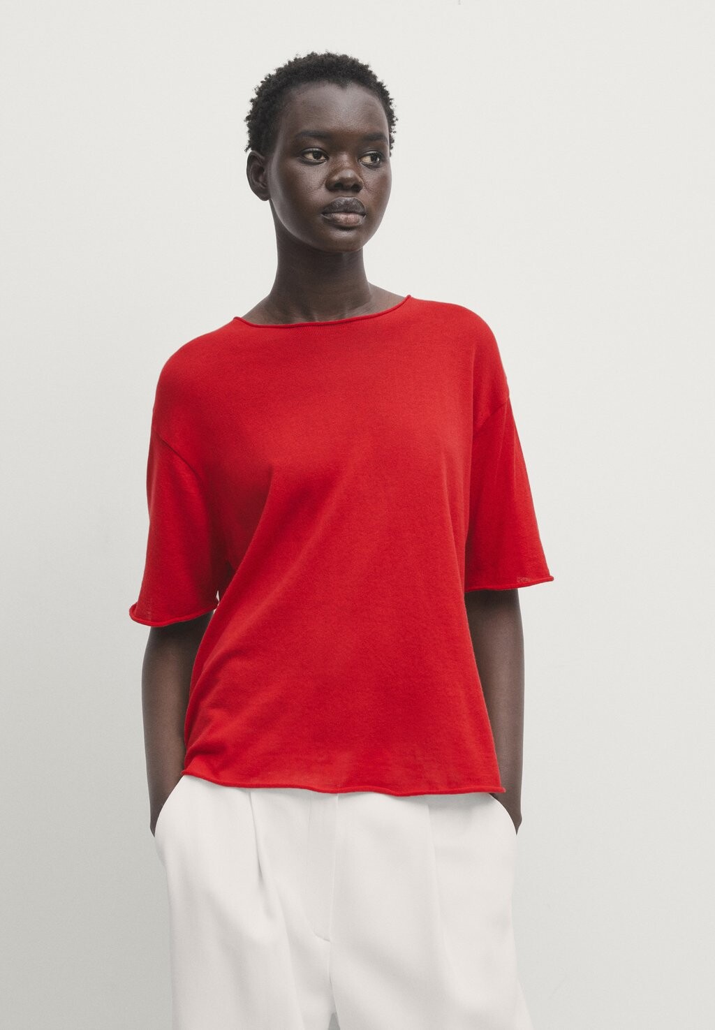 

Базовая футболка CENTRAL SEAM DETAIL Massimo Dutti, цвет red