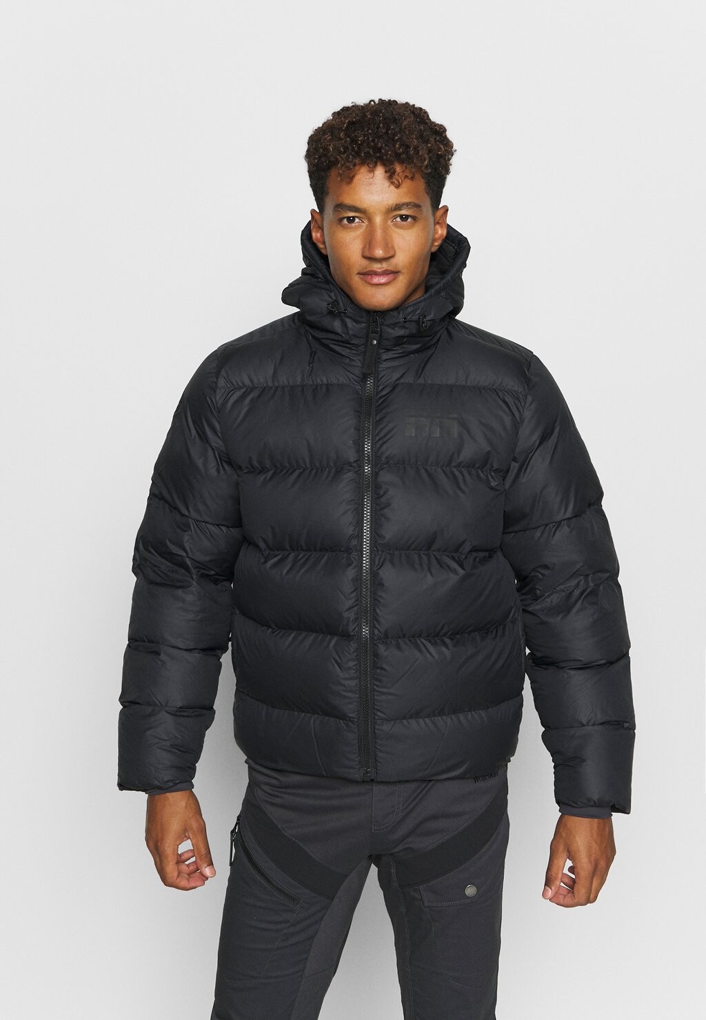 

Куртка зимняя Helly Hansen