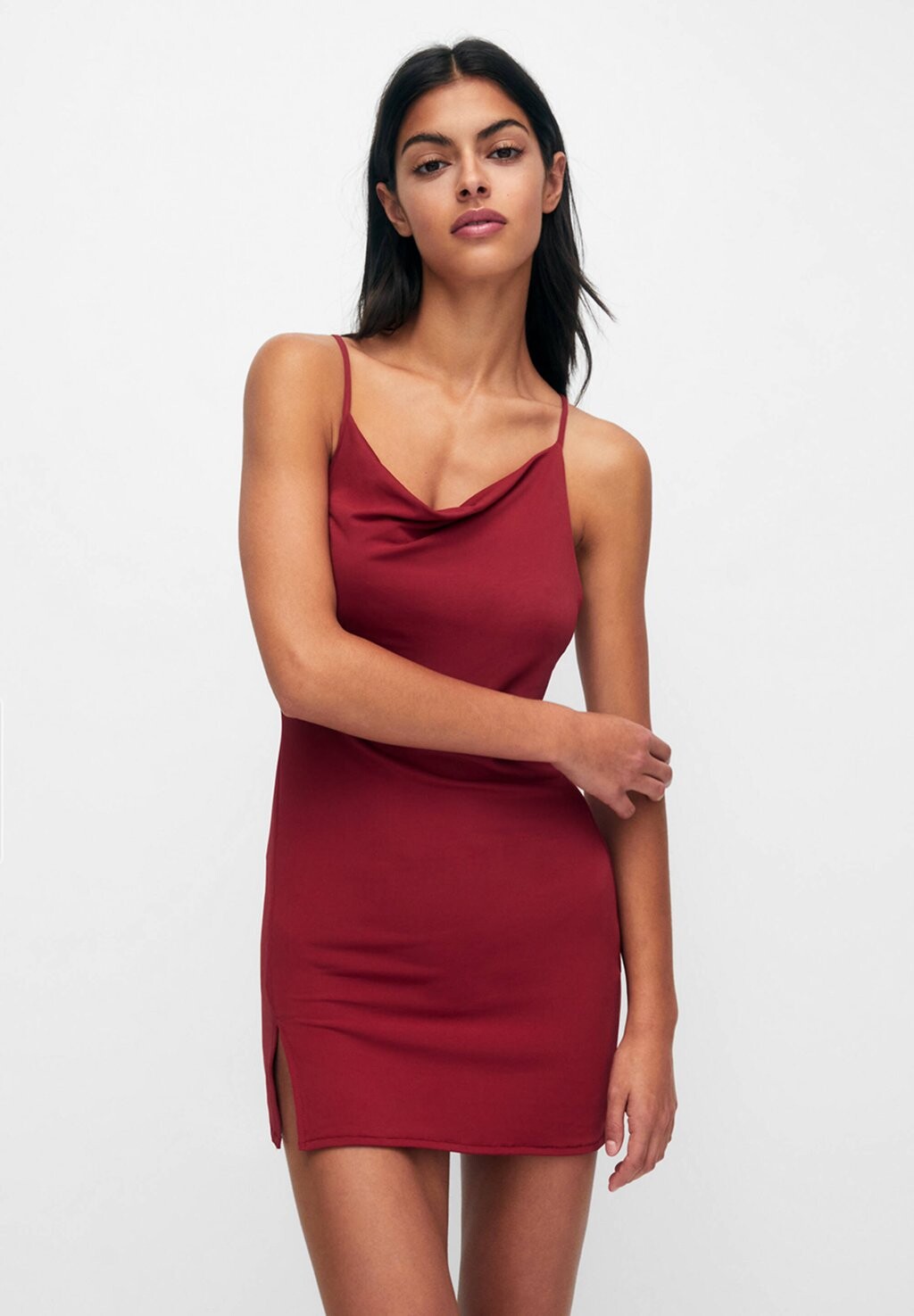 

Летнее платье PULL&BEAR, красный