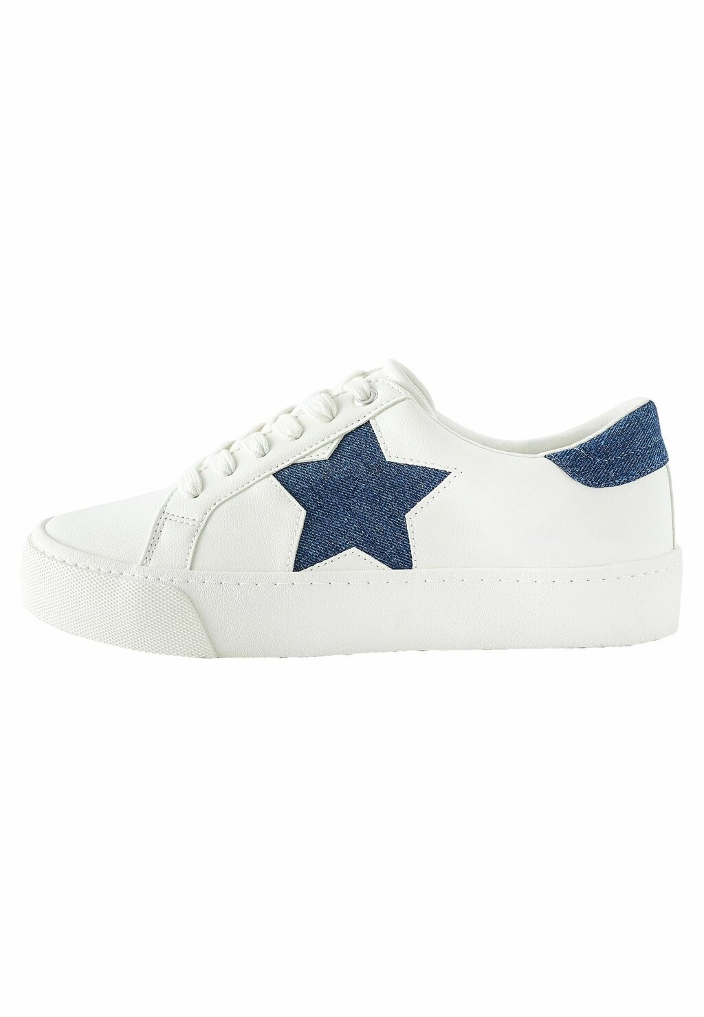 

Кроссовки Forever Comfort Chunky Star Regular Fit Next, белые
