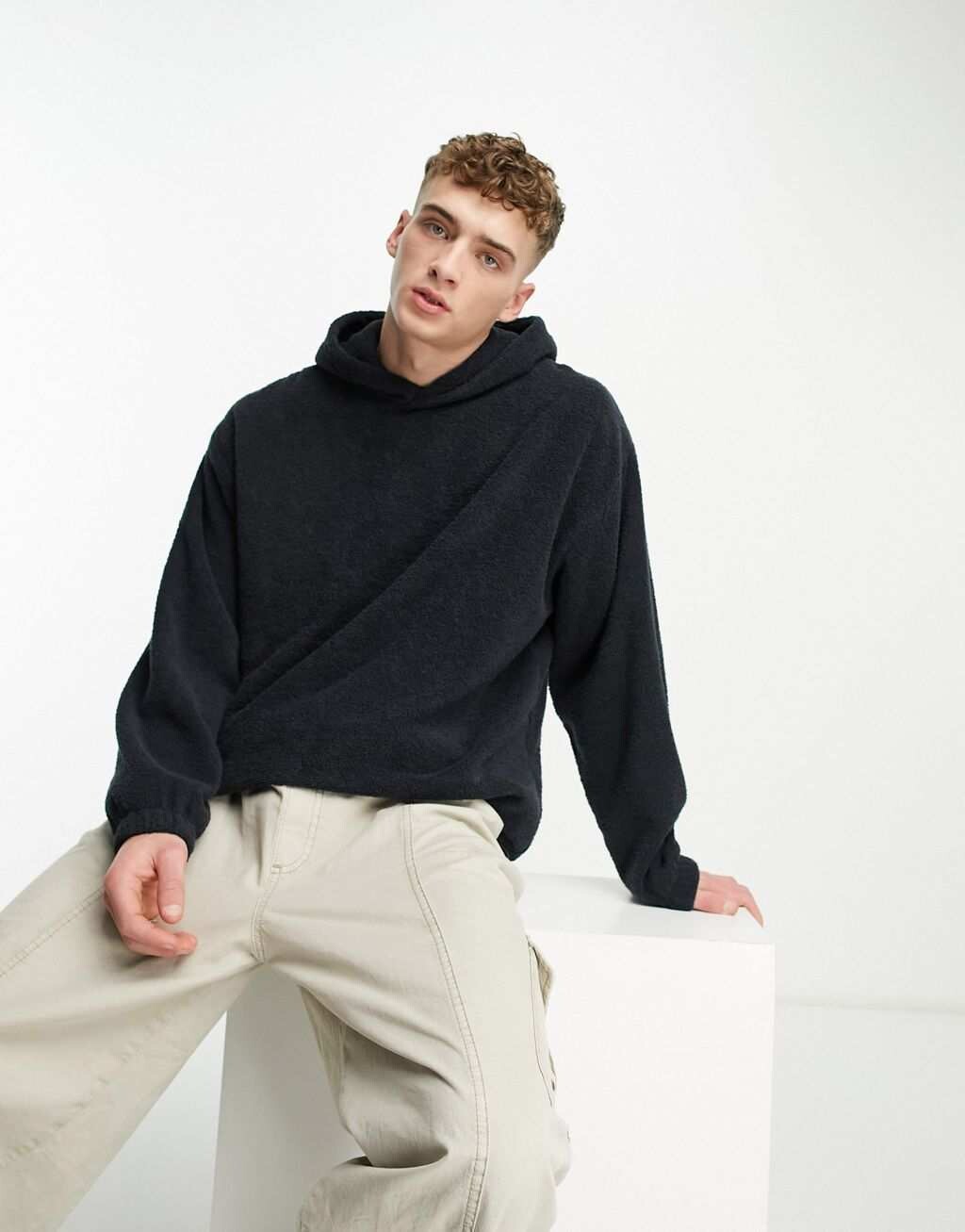 

Черная махровая толстовка оверсайз ASOS DESIGN