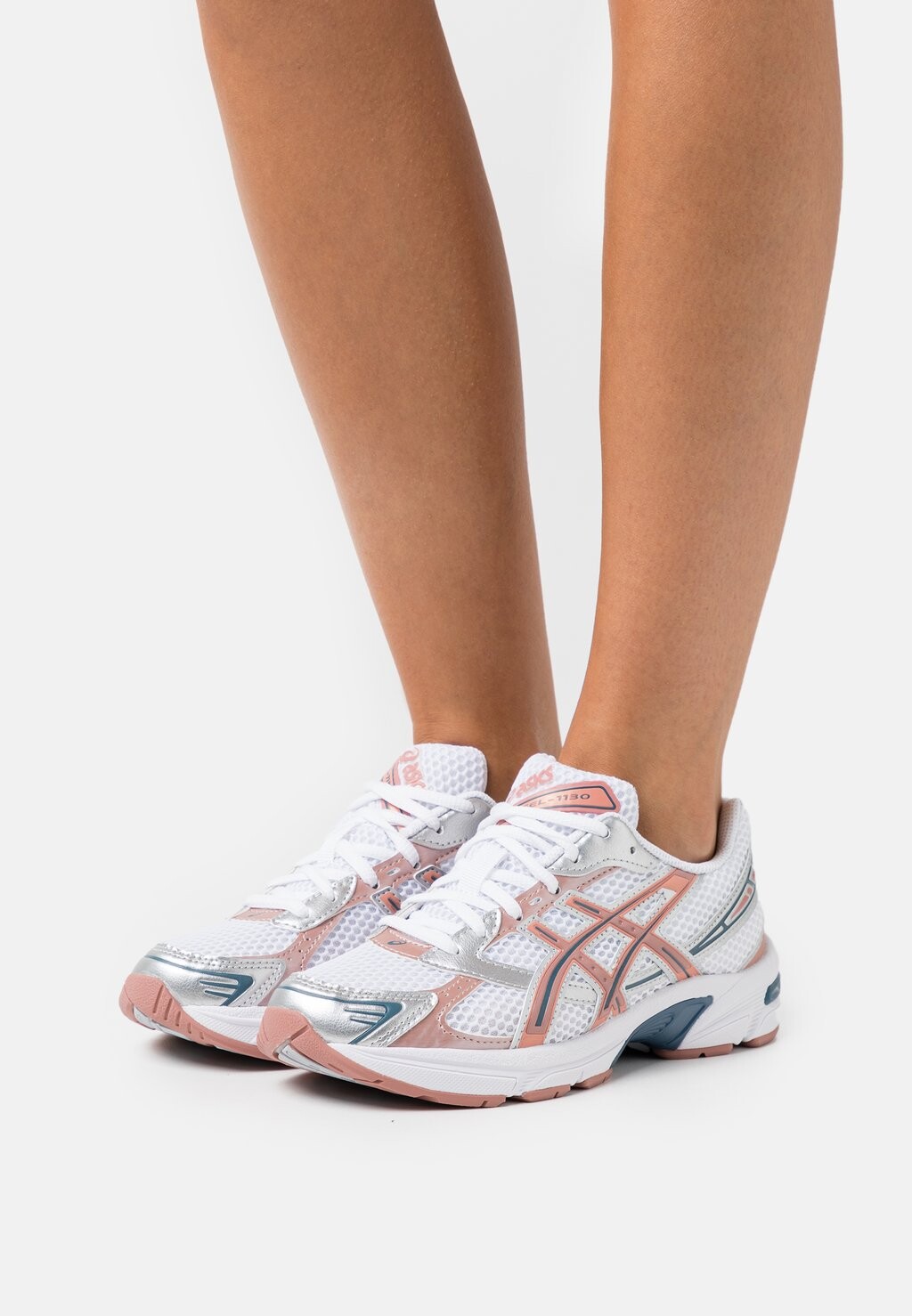 

Кроссовки ASICS SportStyle