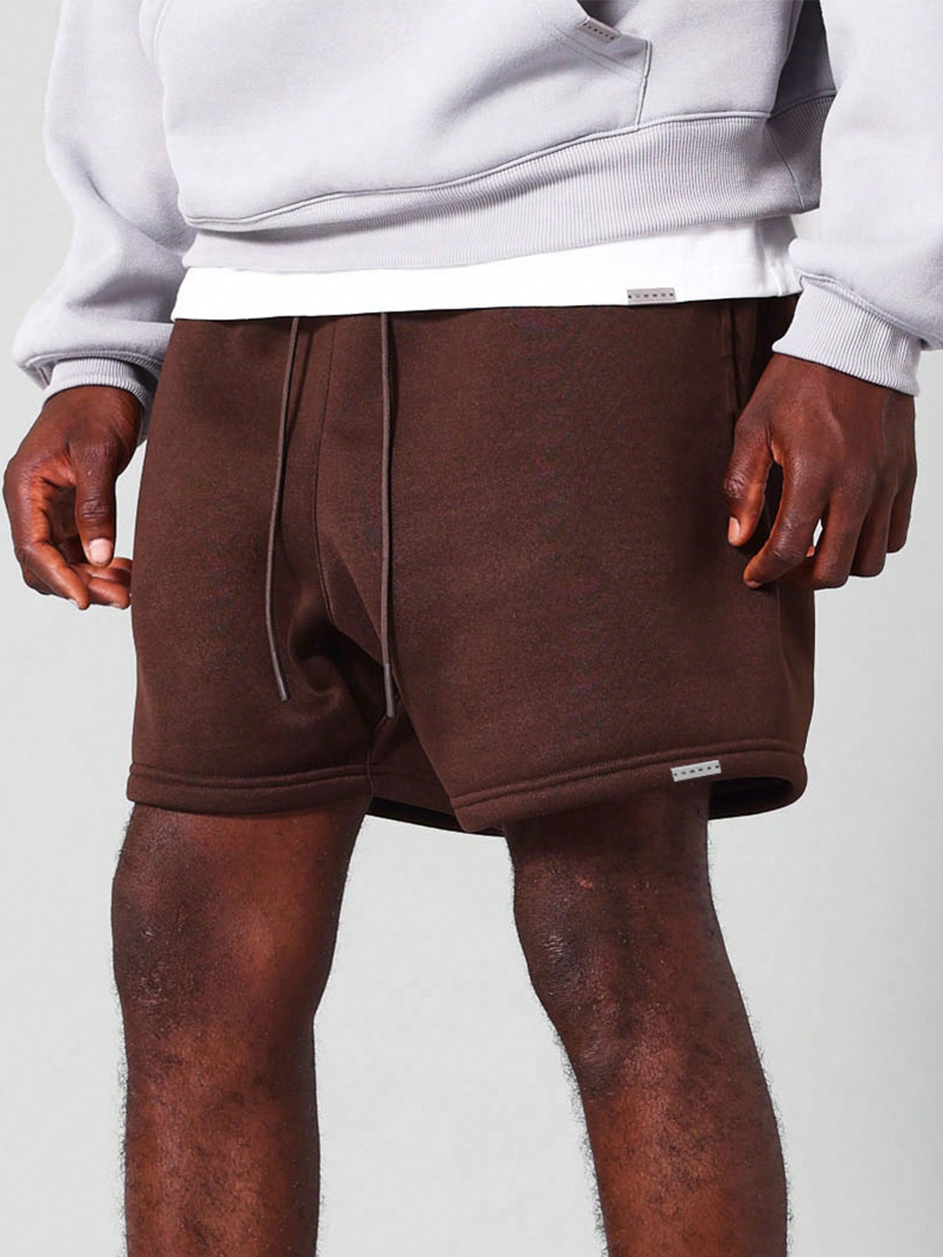 SUMWON Обычные шорты Essential с заниженным шаговым швом, шоколадно-коричневый