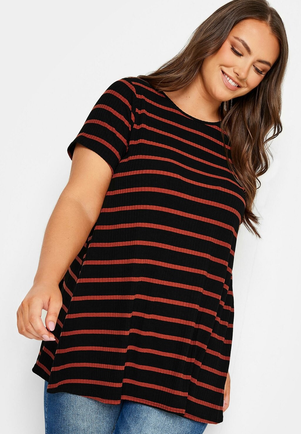 

Футболка с принтом STRIPE SWING Yours Clothing, черный