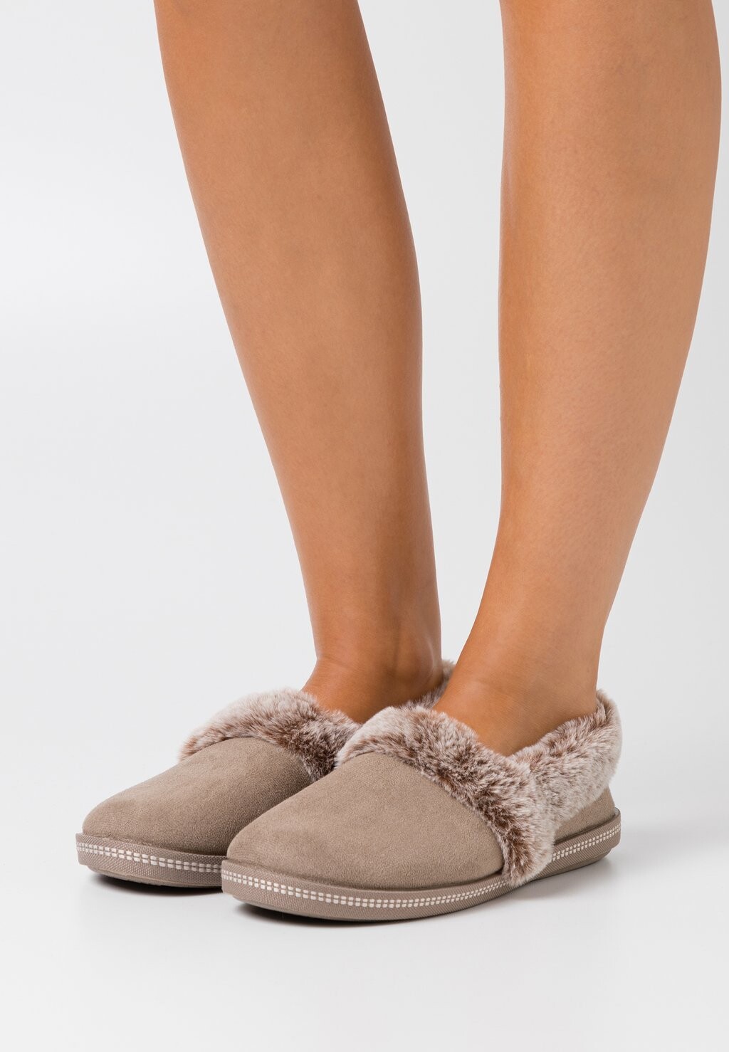 

Тапочки COSY CAMPFIRE Skechers, темно-серый