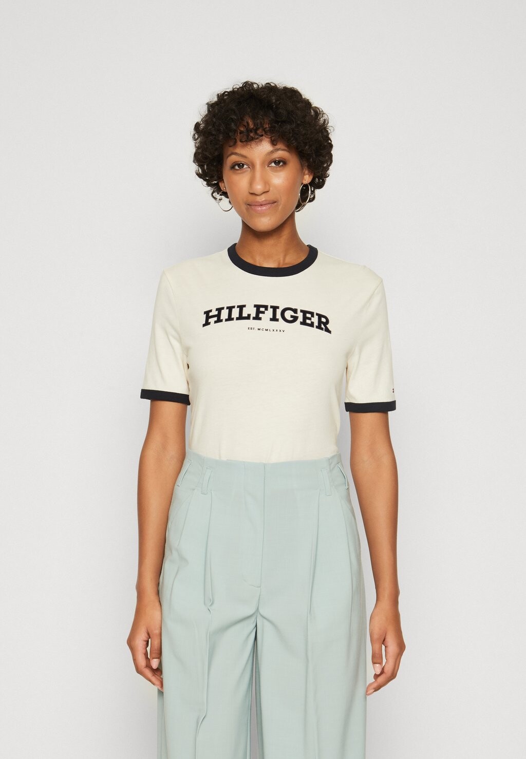 

Футболка с принтом Monotype Flock Tommy Hilfiger, цвет calico