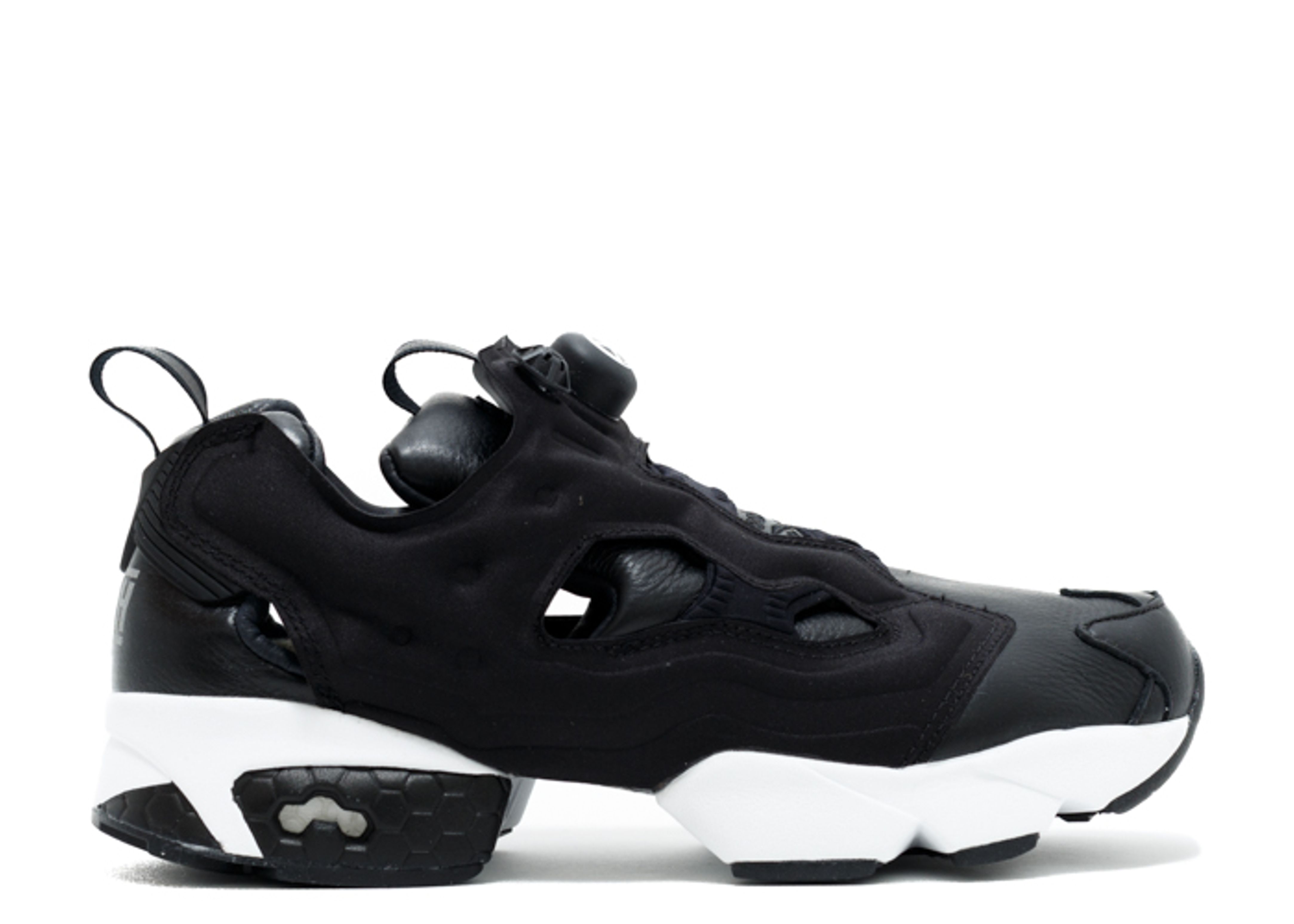 

Кроссовки Reebok Bounty Hunter X Atmos X Packer X Instapump Fury 'Black White', черный