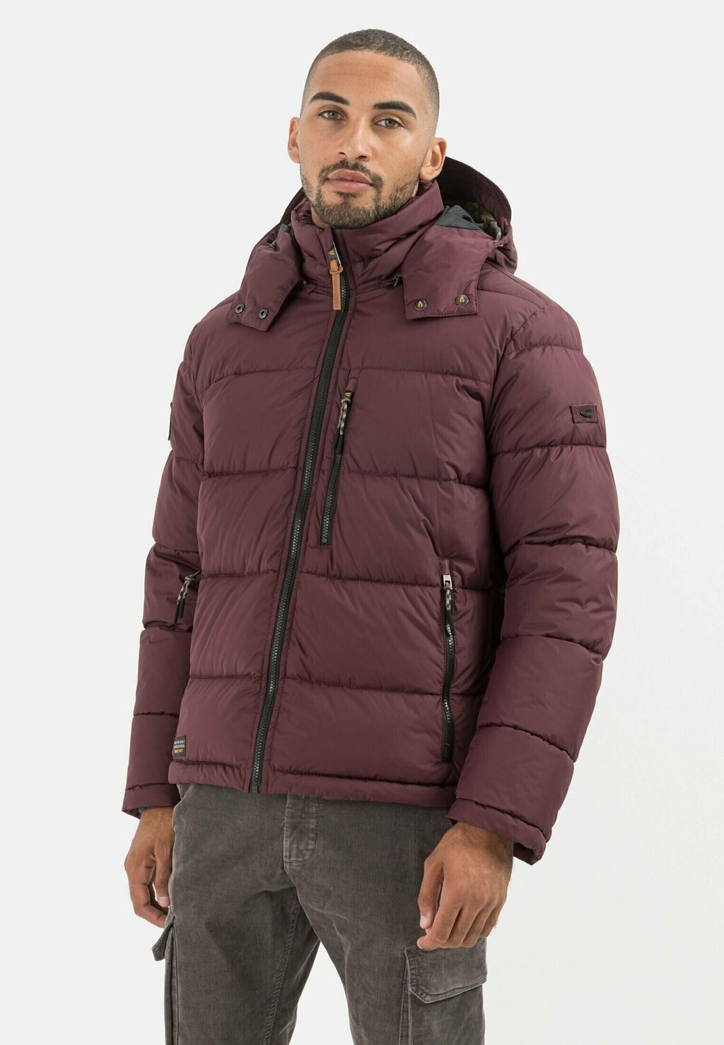 

Зимняя куртка camel active
