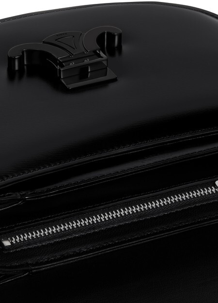 

Подростковая цепочка Besace Triomphe из блестящей телячьей кожи Celine, черный
