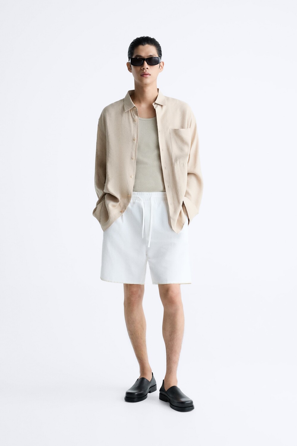 

Шорты с контрастными надписями Zara, устричный белый