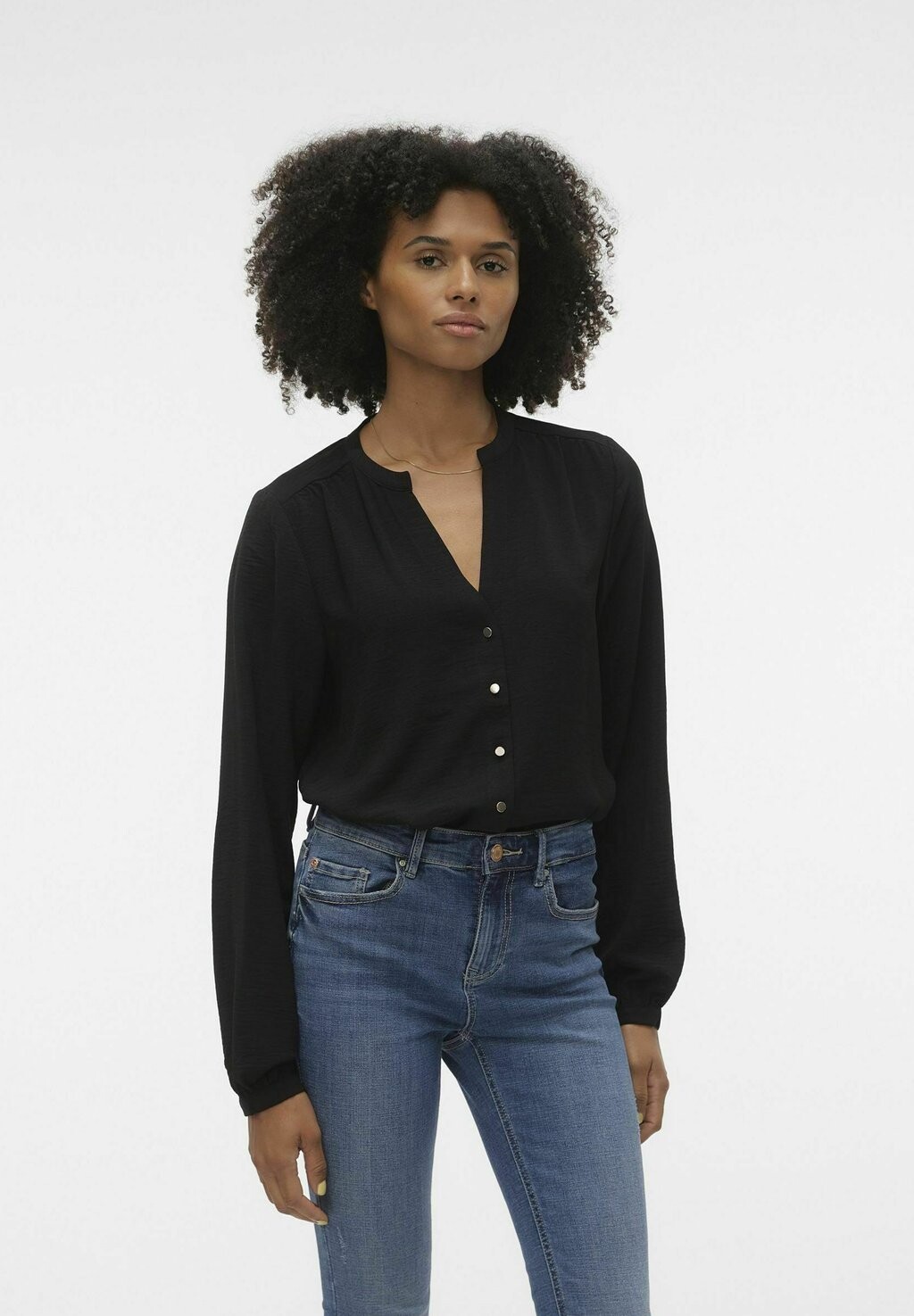 

Блузка VIBE Vero Moda, черный