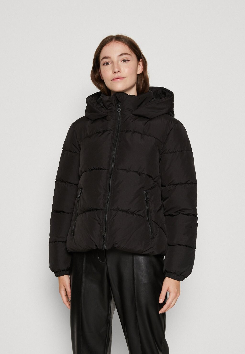 

Зимняя куртка Vero Moda VMMARY SHORT JACKET, черный
