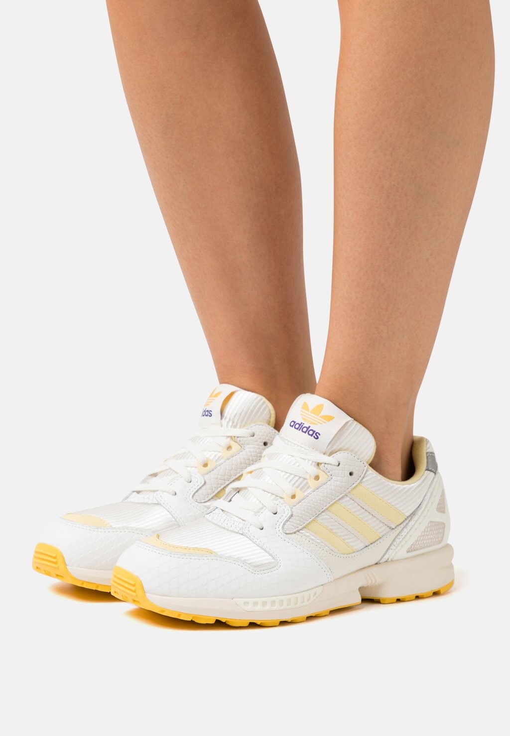 

Кроссовки adidas Originals