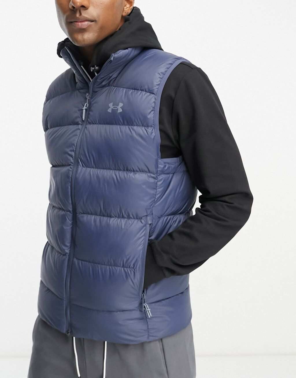 

Темно-синий жилет Under Armour Down 2.0