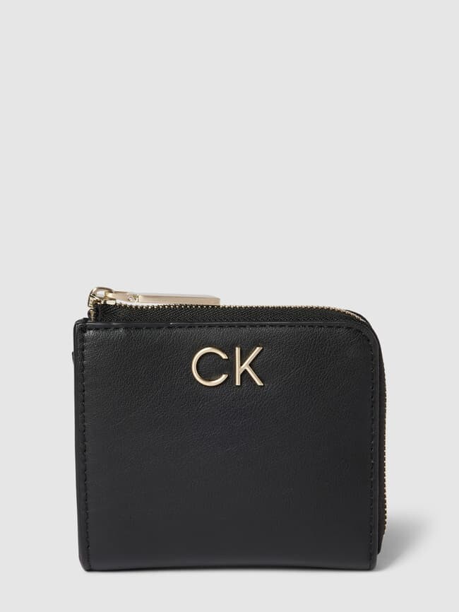

Кошелек в однотонном дизайне Calvin Klein, черный