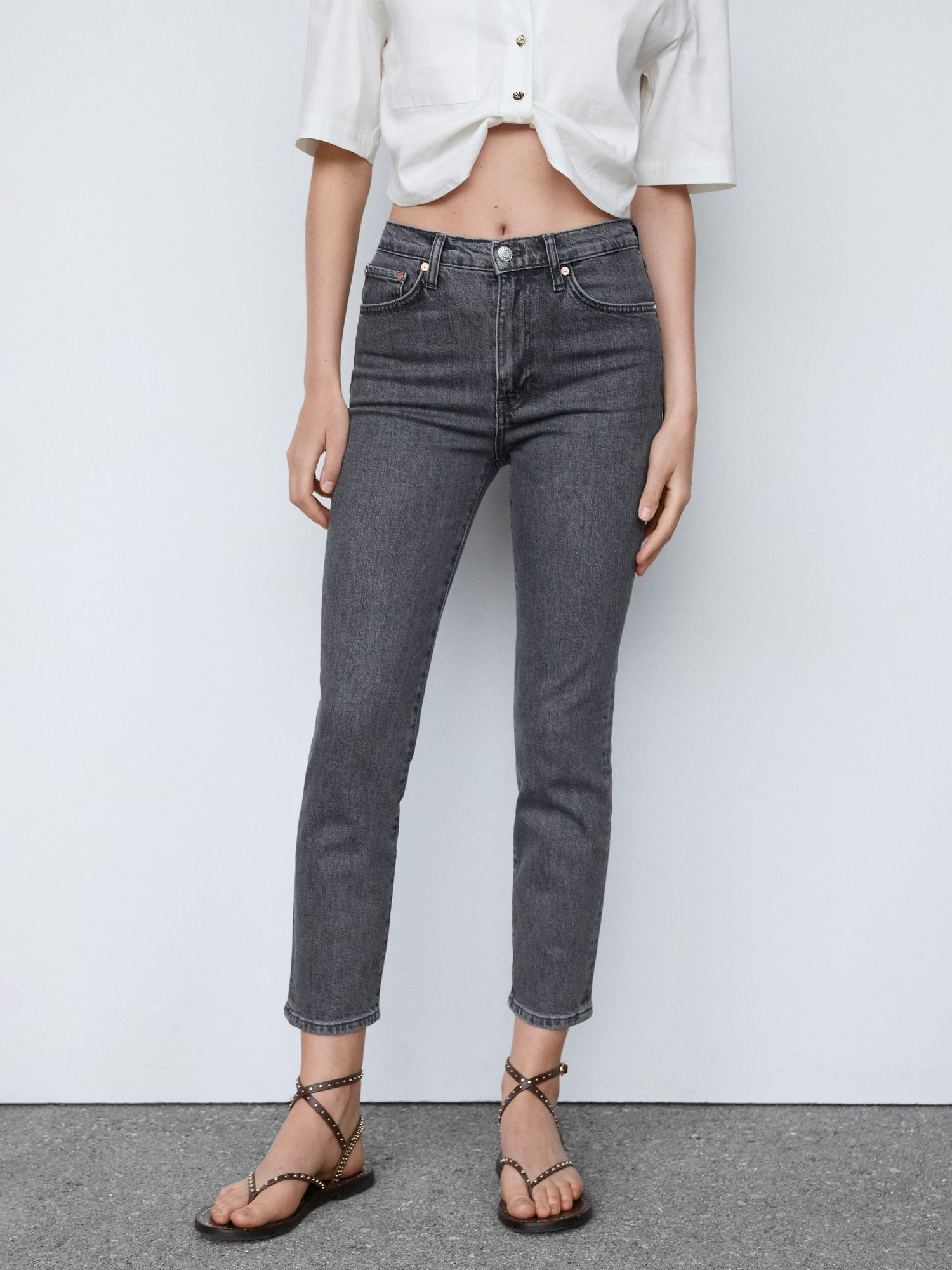 Укороченные джинсы Claudia Slim Mango, открытый серый укороченные джинсы new mom mango открытый синий