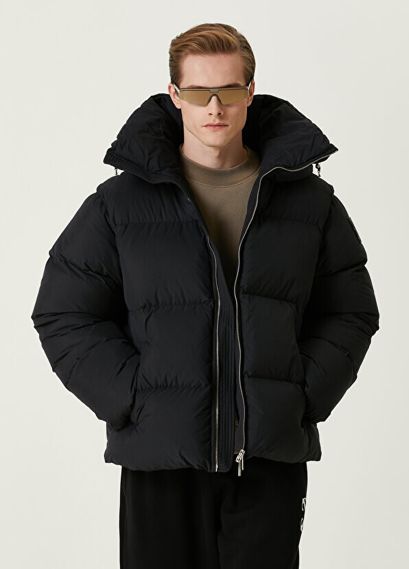

Черное пуховое пальто с логотипом и капюшоном Off-White, Черный