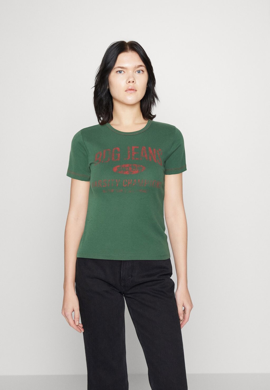 

Футболка с принтом BDG Urban Outfitters, зеленый