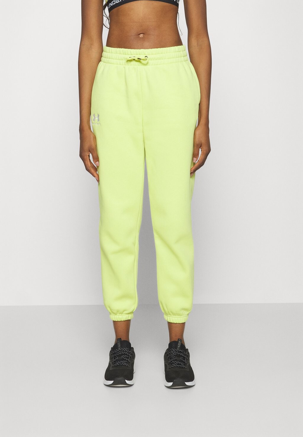 

Спортивные брюки ESSENTIAL JOGGERS Under Armour, салатовый/белый
