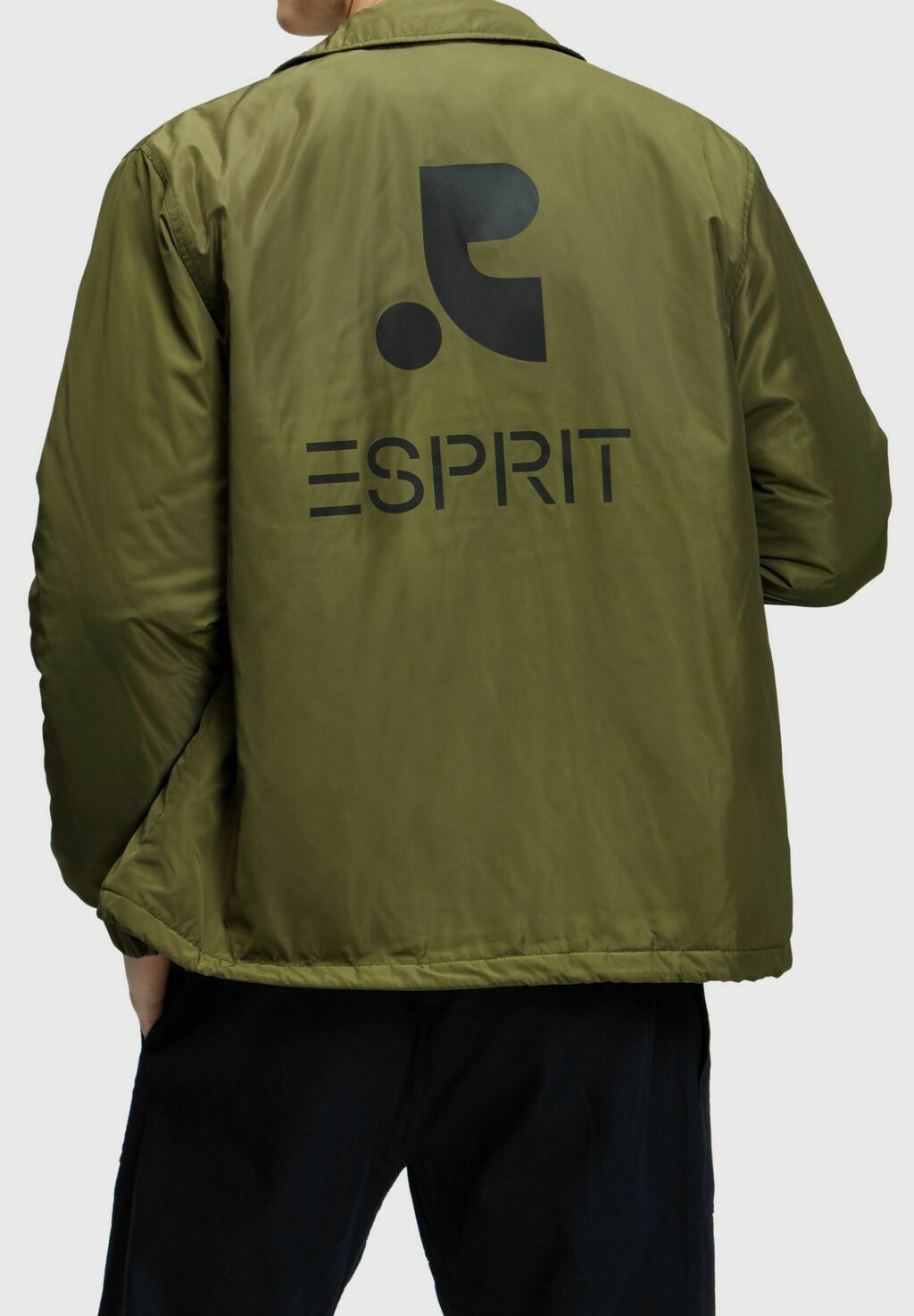

Куртка демисезонная Esprit
