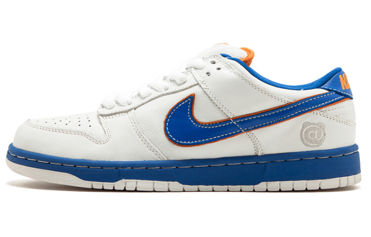 

Низкие кроссовки Nike Dunk Low Pro SB Medicom белый/синий