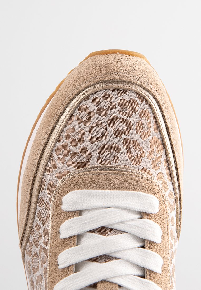 Geox leopard outlet sneakers