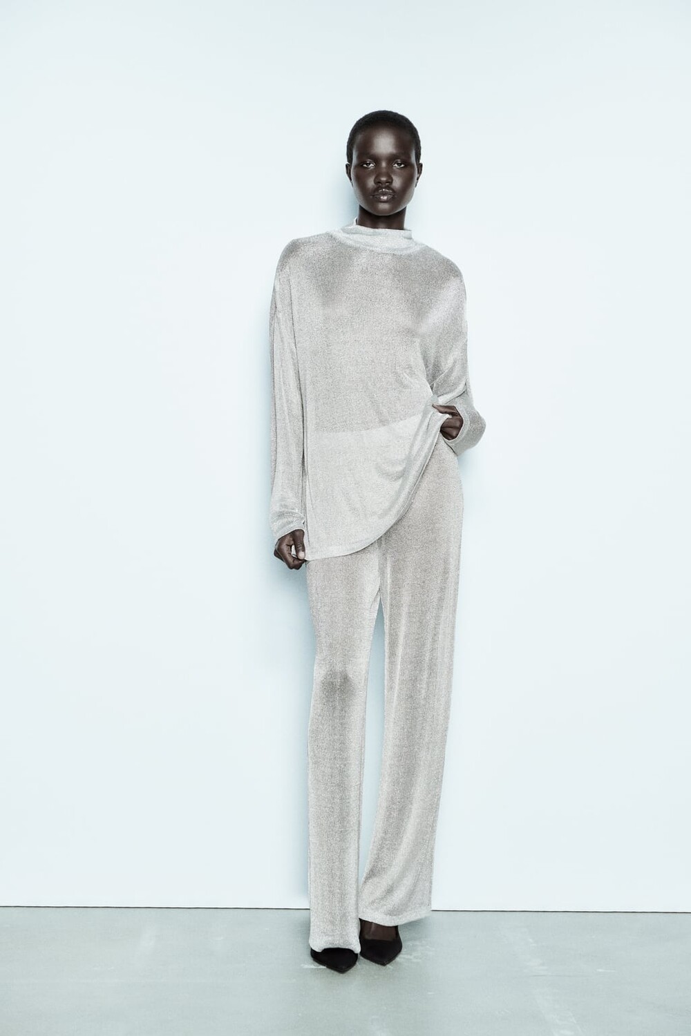 

Брюки с металлической сеткой ZARA, серебро