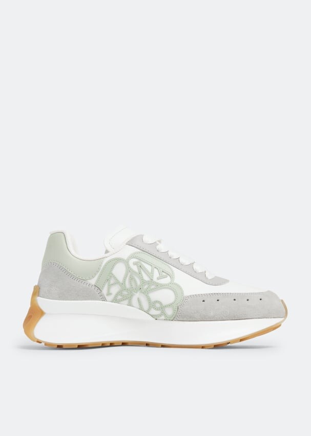 цена Кроссовки Alexander Mcqueen Sprint Runner, белый