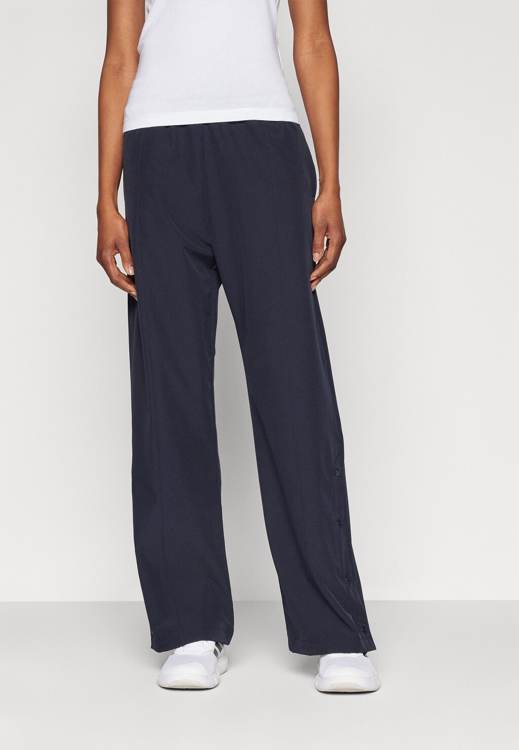 

Спортивные штаны AMERICAN HERITAGE STRAIGHT PANTS Champion, цвет dark blue