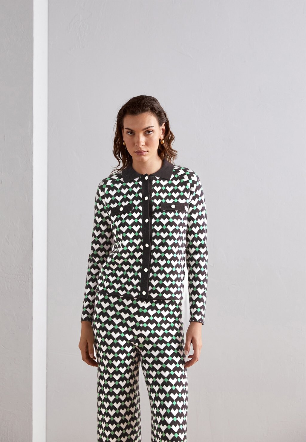 

Кардиган NAF NAF, цвет basile noir/vert
