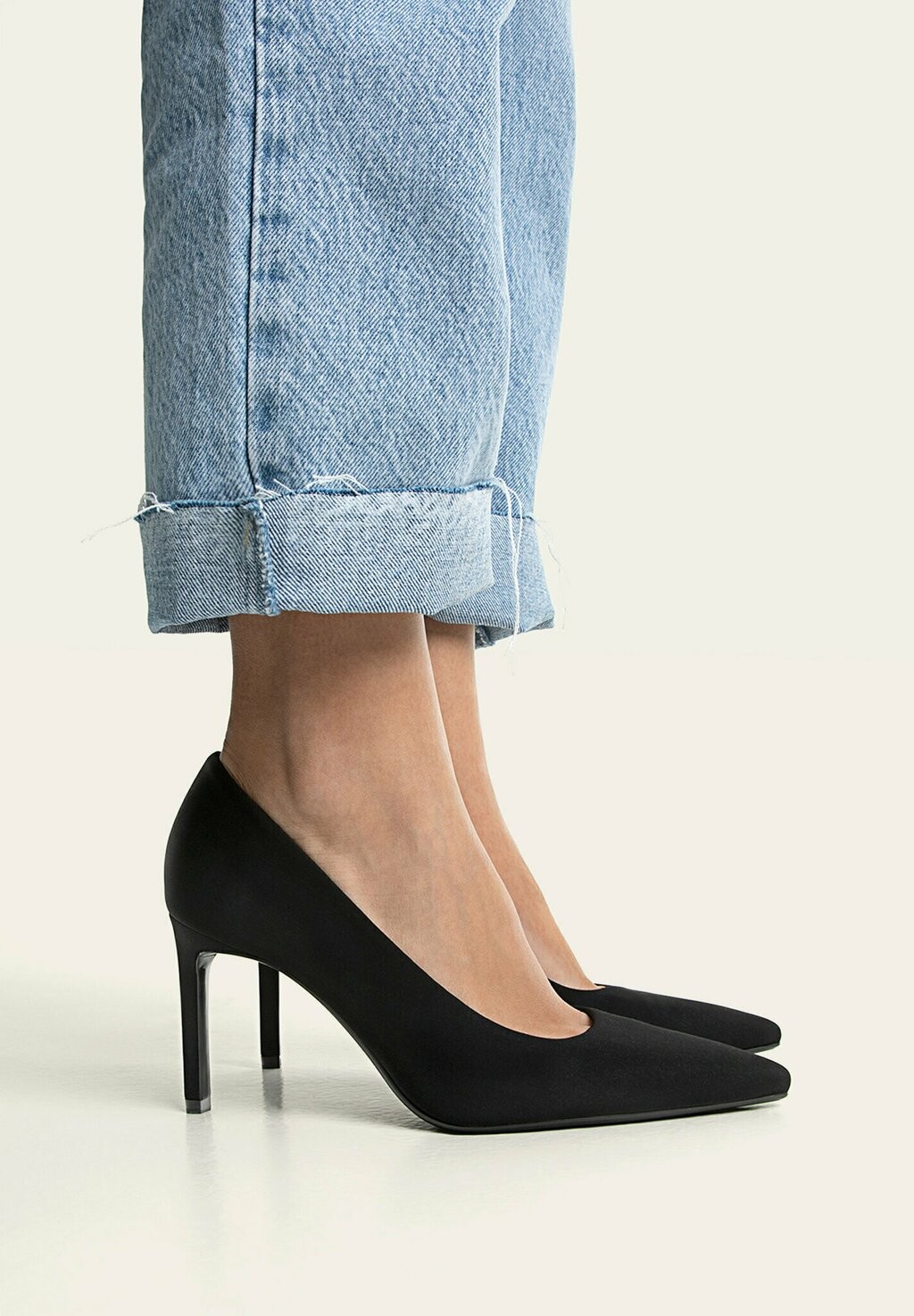 

Туфли Stradivarius, черный
