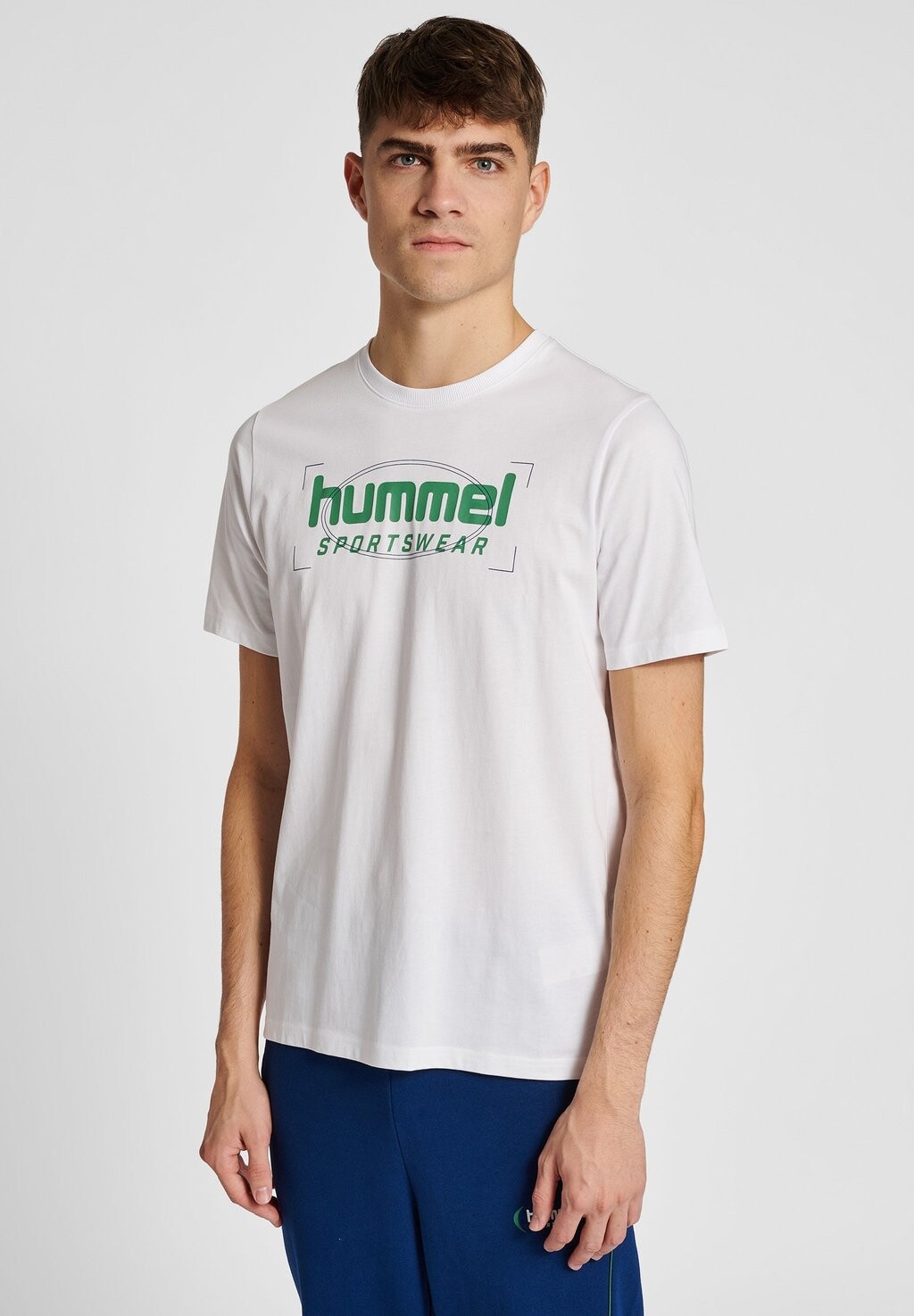 

Футболка с принтом Hummel, белый