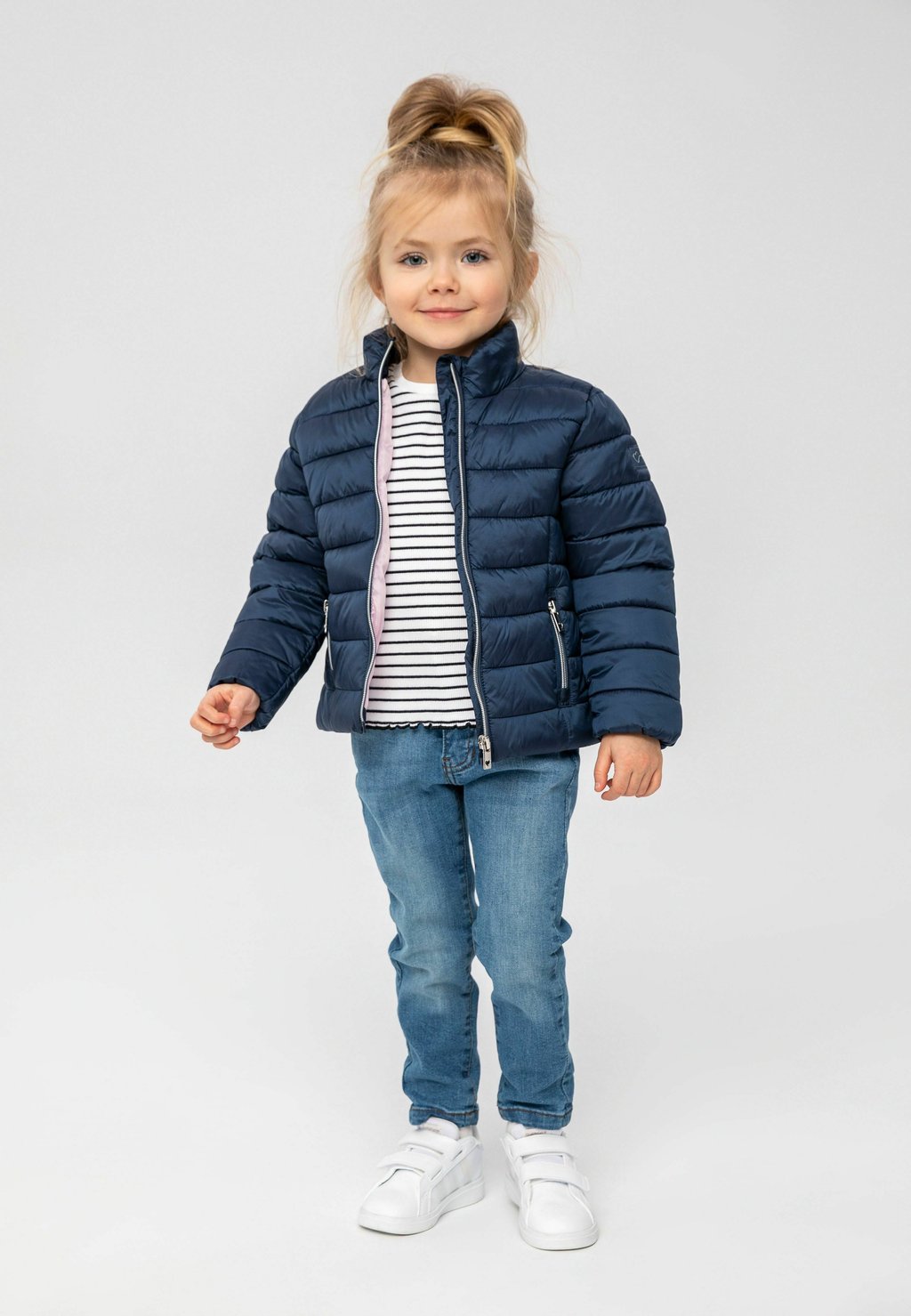 Легкая куртка LIGHTWEIGHT PUFFER MINOTI, цвет dark blue легкая куртка hooded puffer minoti цвет dark blue