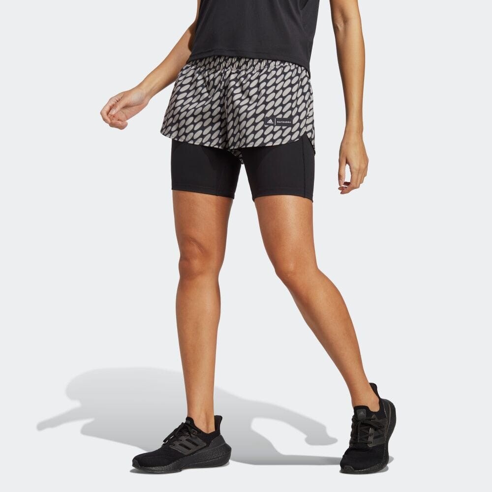 

Шорты Adidas IB9464, коричневый